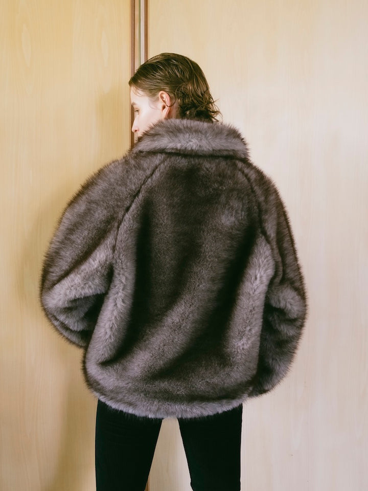 【10月7日(水) 12:00予約販売開始】Faux Fur Coat