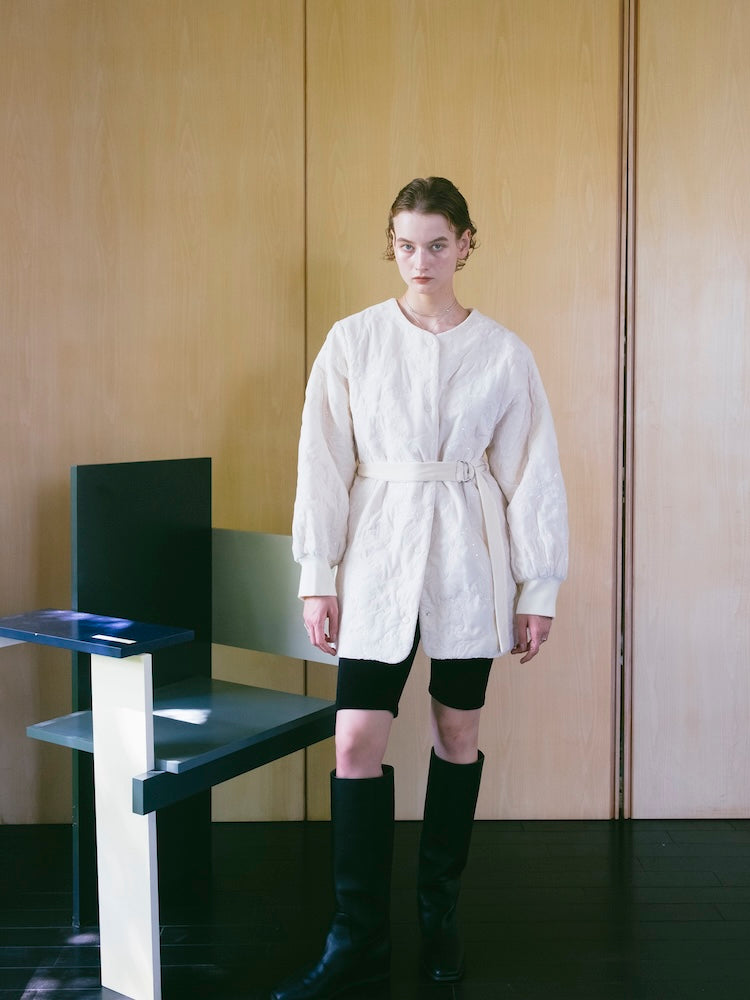 【10月7日(水) 12:00予約販売開始】Velour Embroidery Quilting Coat