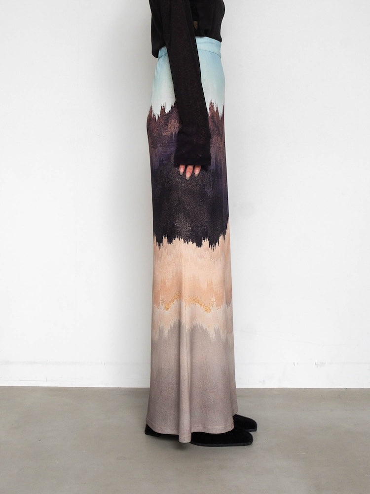 モデル身長：156cm / カラー：03 Sand