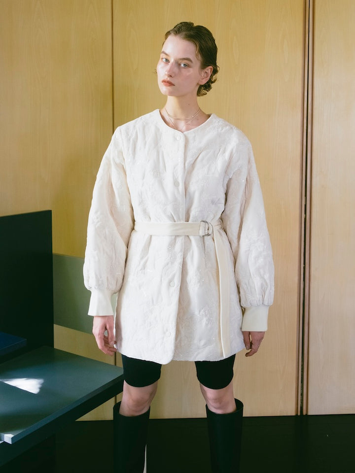 【10月7日(水) 12:00予約販売開始】Velour Embroidery Quilting Coat