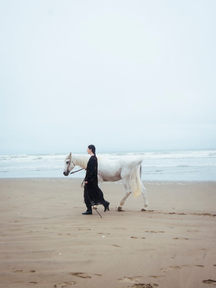 モデル身長：175cm / カラー：Black