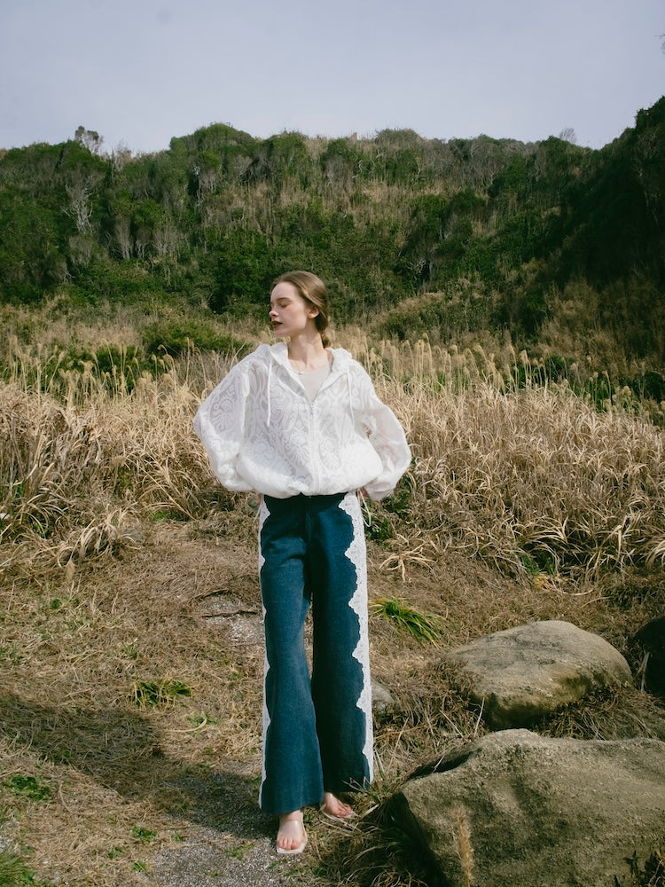 モデル身長：174cm / カラー：White