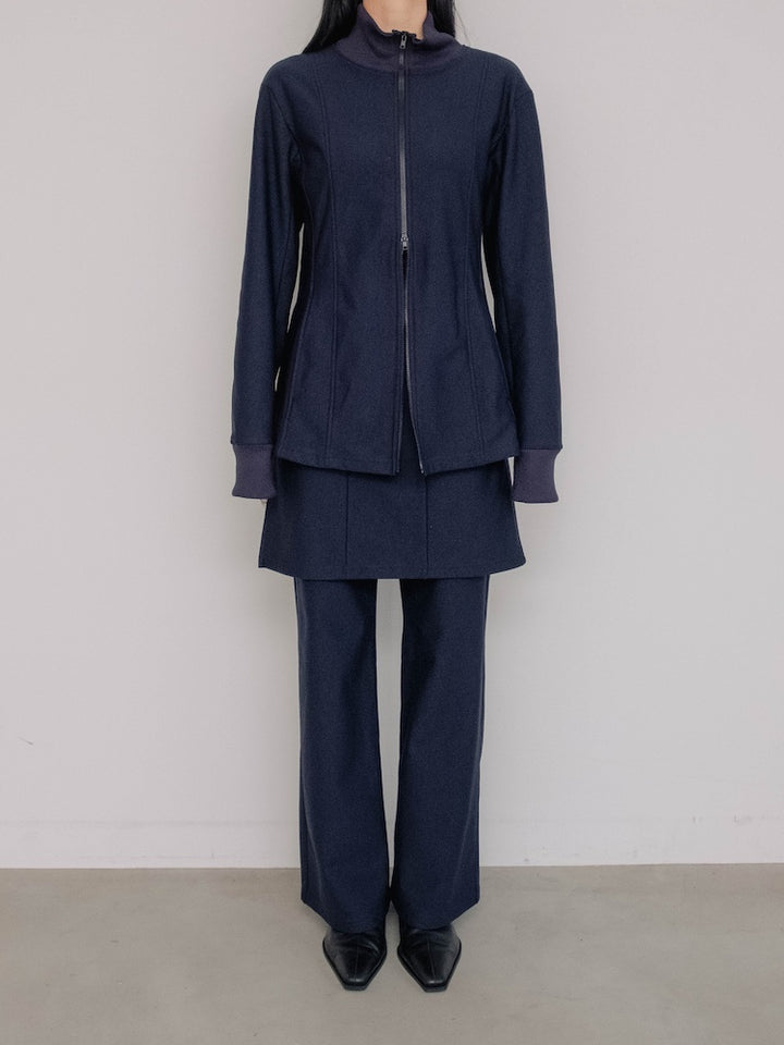 モデル身長：156cm / カラー：Navy