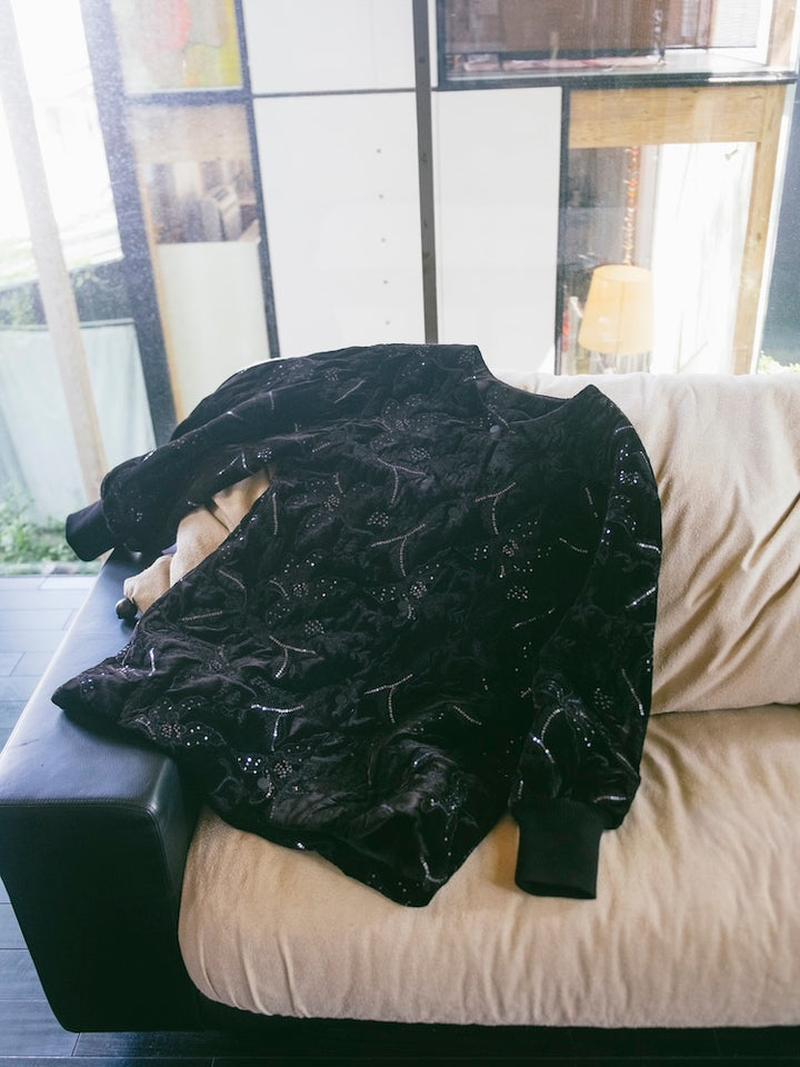 【10月7日(水) 12:00予約販売開始】Velour Embroidery Quilting Coat
