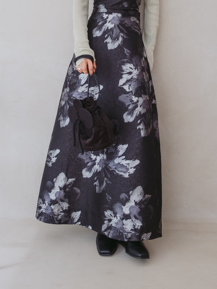 モデル身長：166cm / カラー：Black / 着用サイズ：Mサイズ