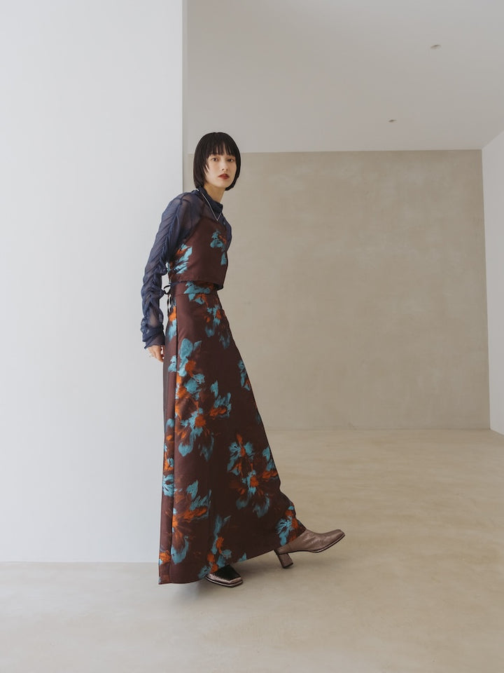 モデル身長：166cm / カラー：Brown / 着用サイズ：Mサイズ