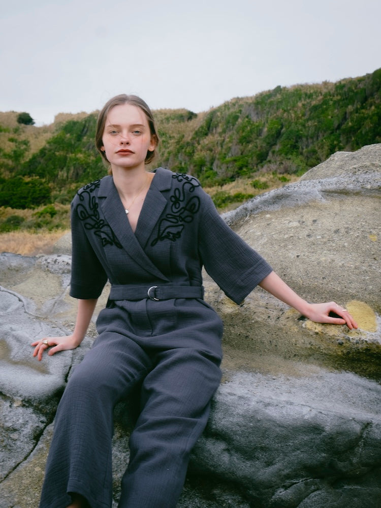 モデル身長：174cm / カラー：GrayBlue