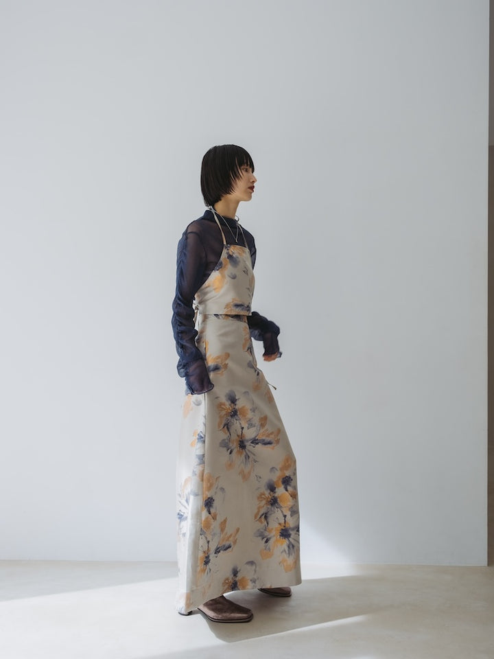 モデル身長：166cm / カラー：Ivory / 着用サイズ：Mサイズ