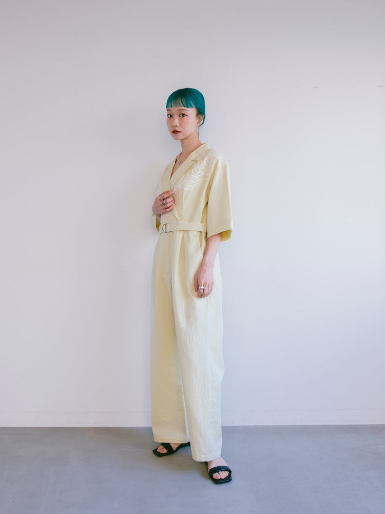 モデル身長：167cm / カラー：LightYellow