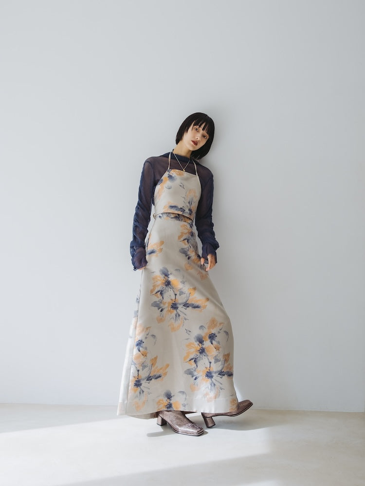 モデル身長：166cm / カラー：Ivory / 着用サイズ：Mサイズ