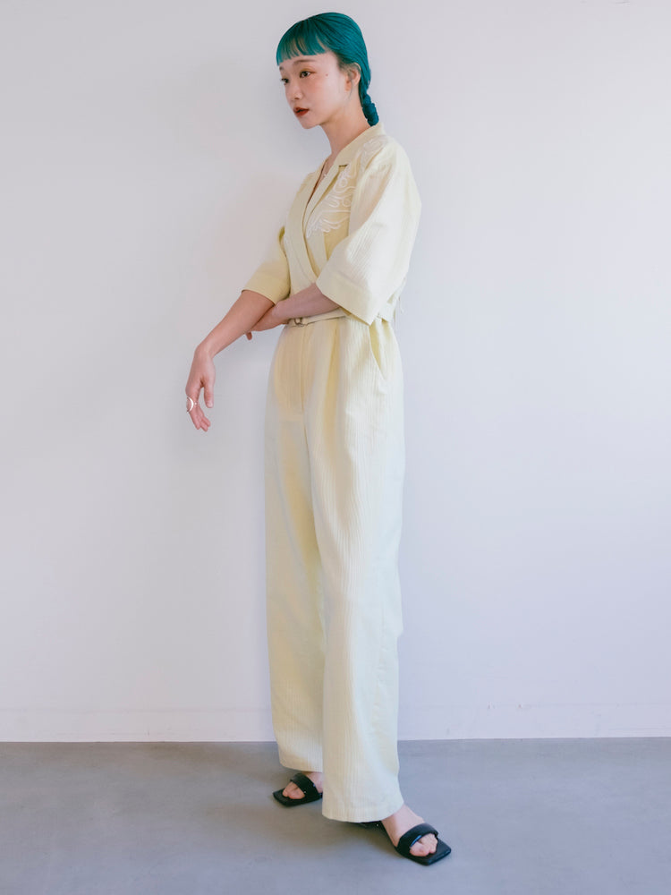 モデル身長：167cm / カラー：LightYellow