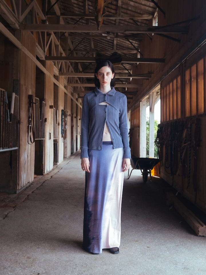 モデル身長：175cm / カラー：01 Veiled Forest / 着用サイズ：Mサイズ