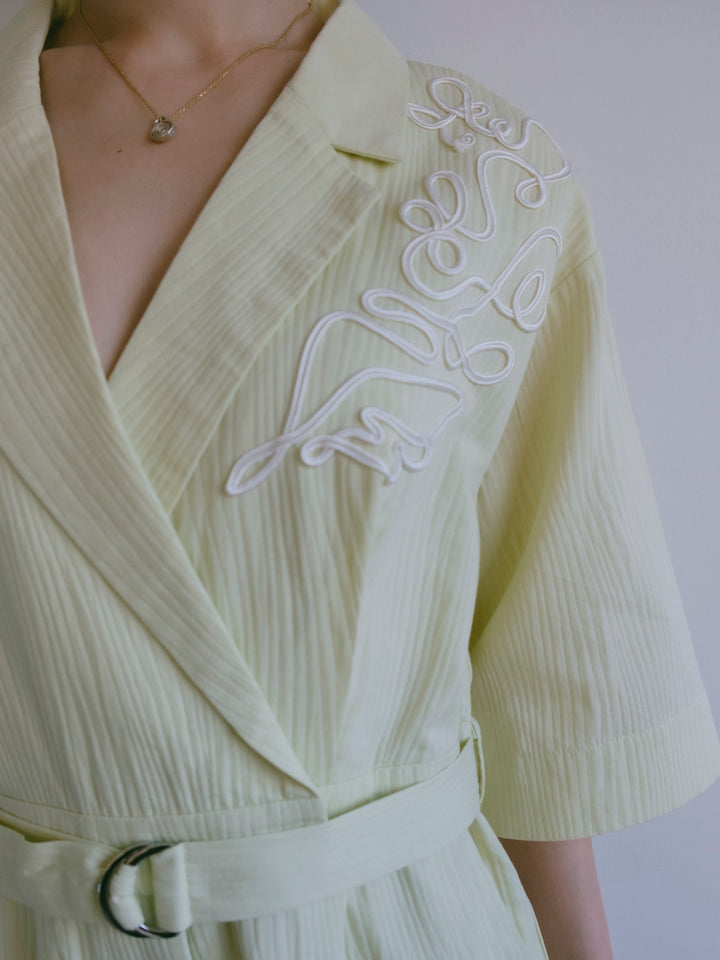 モデル身長：167cm / カラー：LightYellow