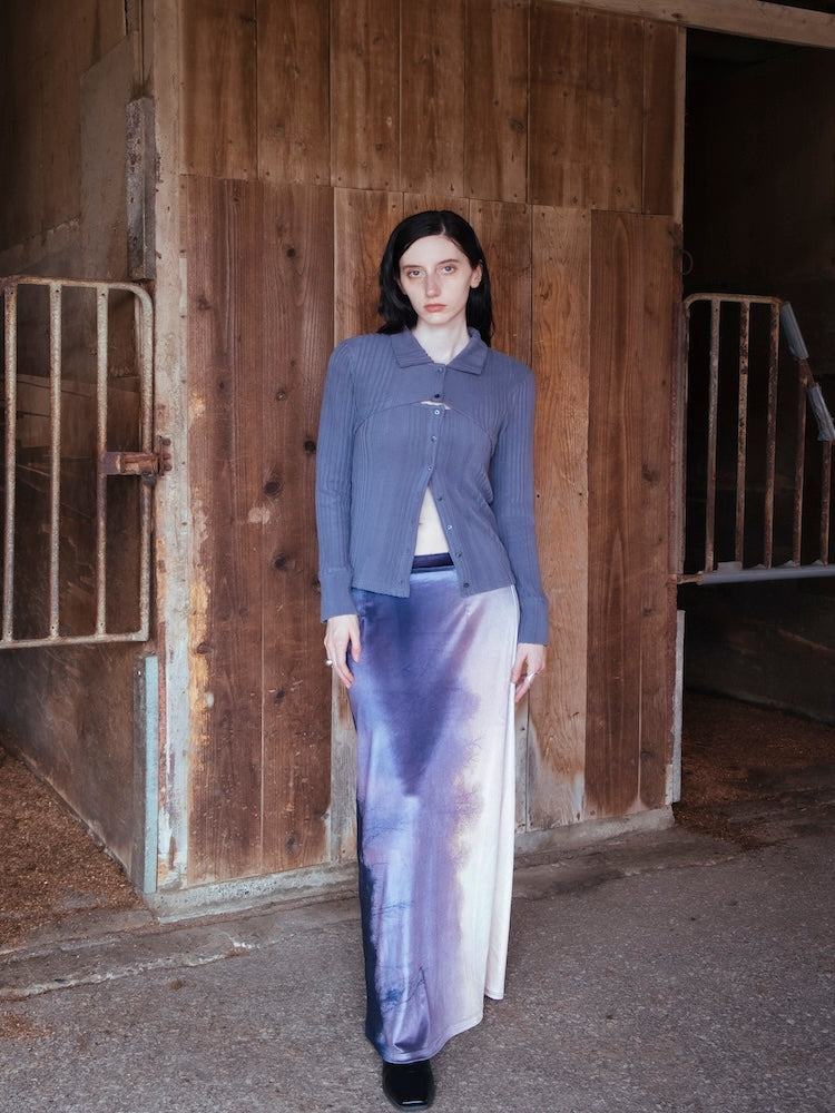 モデル身長：175cm / カラー：01 Veiled Forest / 着用サイズ：Mサイズ