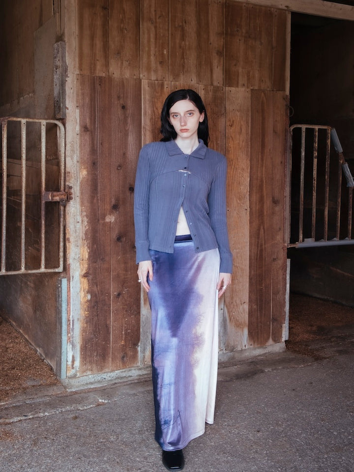 モデル身長：175cm / カラー：01 Veiled Forest / 着用サイズ：Mサイズ