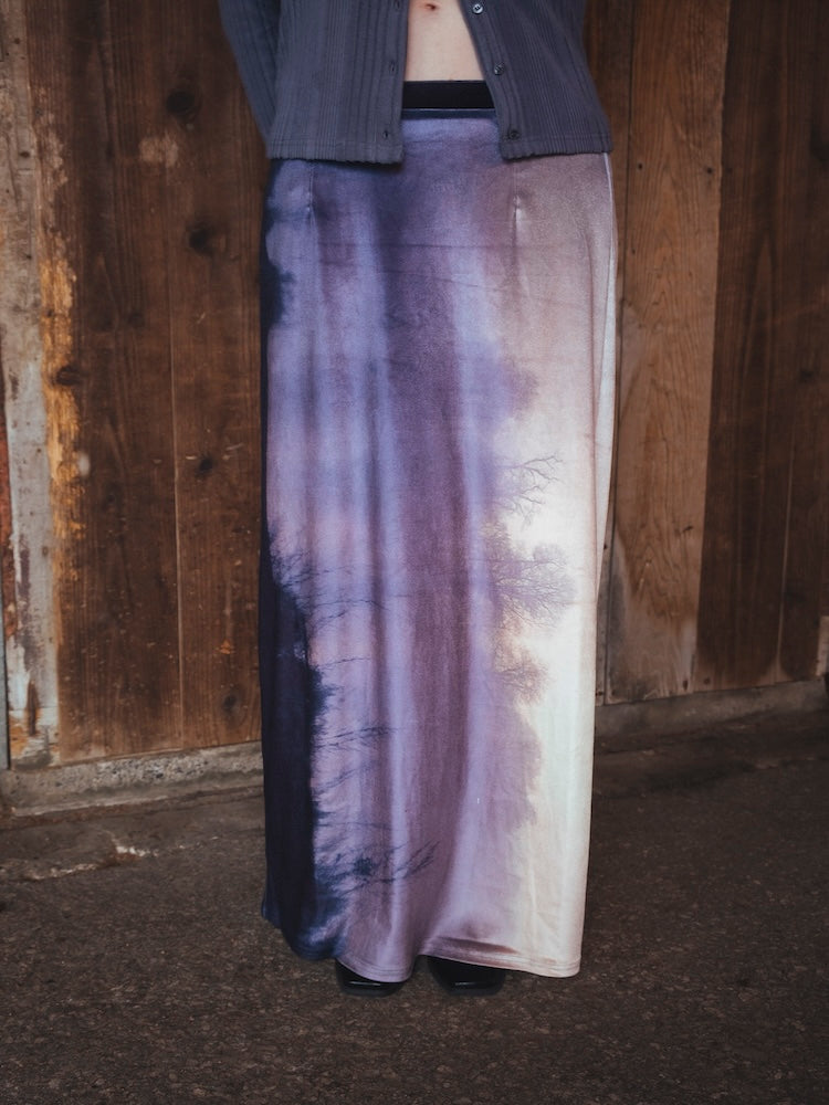 モデル身長：175cm / カラー：01 Veiled Forest / 着用サイズ：Mサイズ