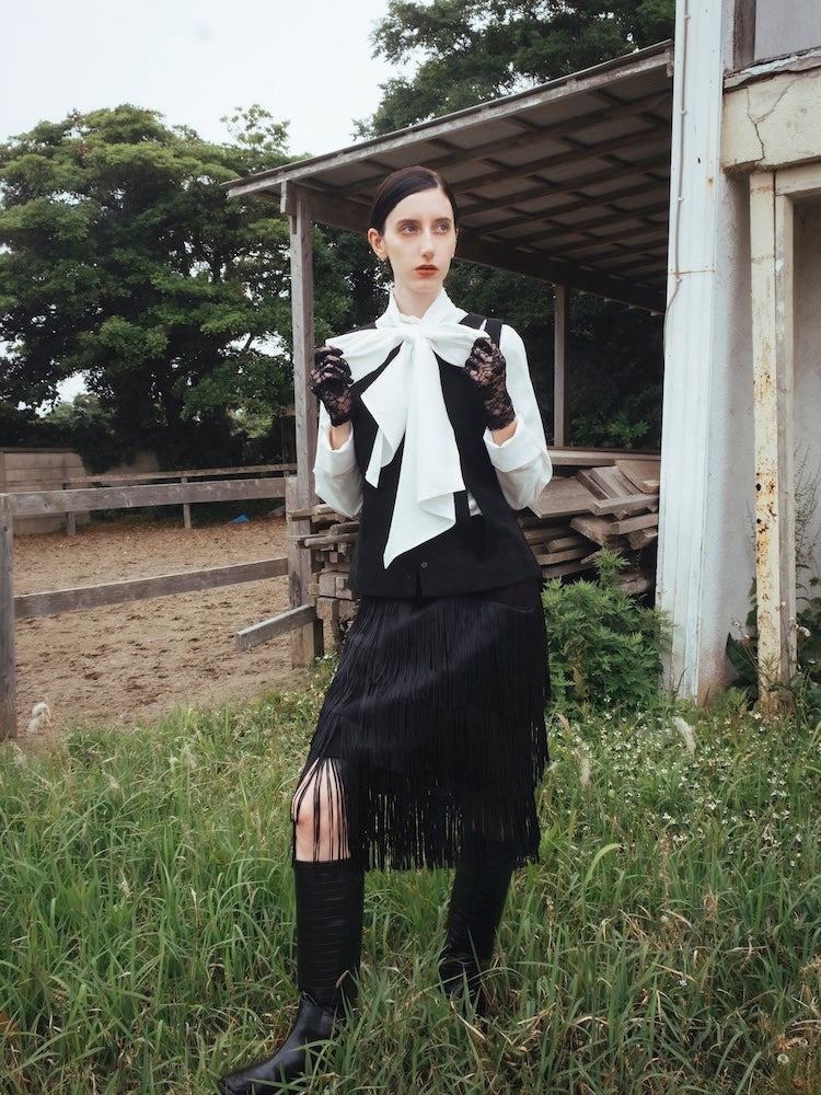 モデル身長：175cm / カラー：Black / 着用サイズ：Mサイズ