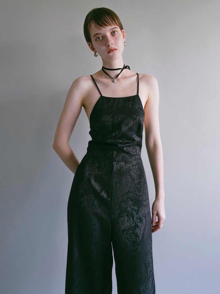 モデル身長：176cm / カラー：Black