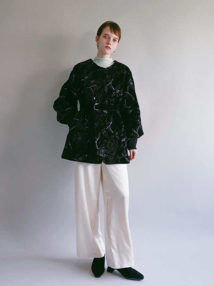 【10月7日(水) 12:00予約販売開始】Velour Embroidery Quilting Coat