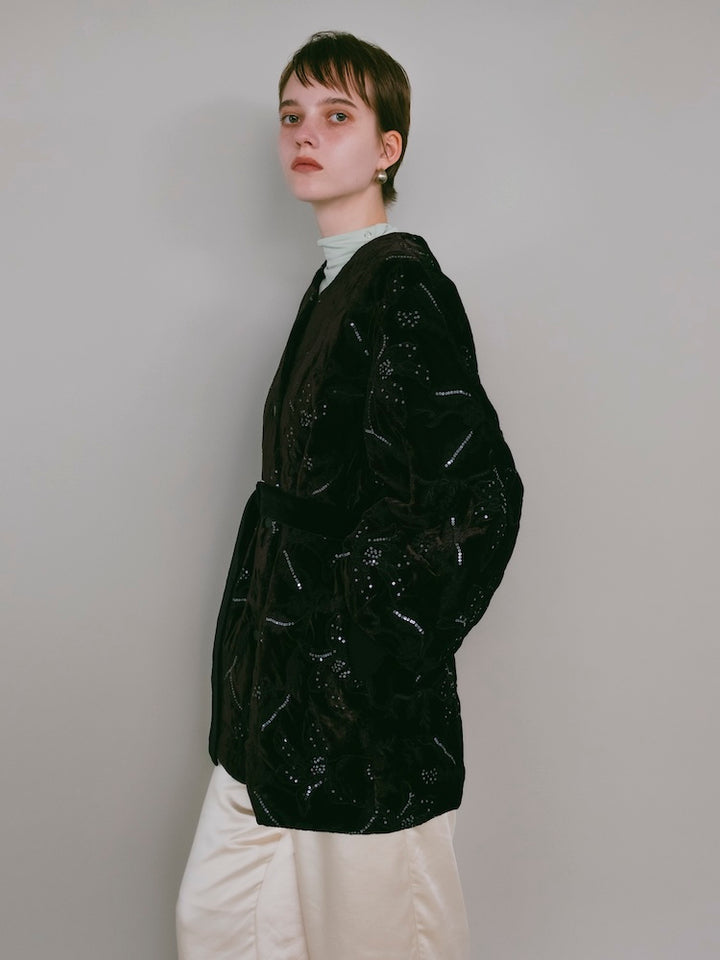 【10月7日(水) 12:00予約販売開始】Velour Embroidery Quilting Coat