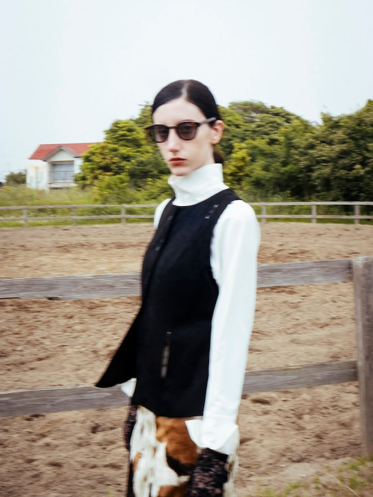 モデル身長：175cm / カラー：Black