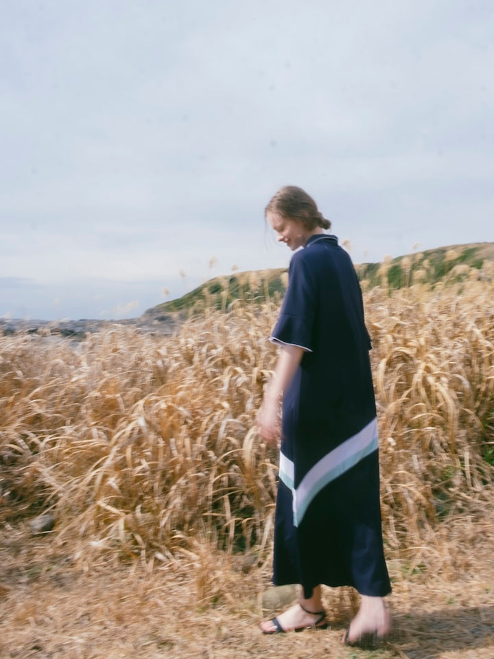 モデル身長：174cm / カラー：Navy