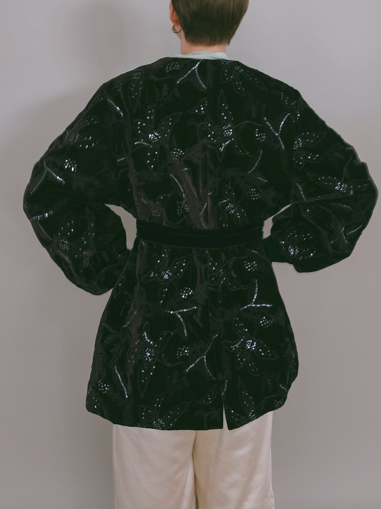 【10月7日(水) 12:00予約販売開始】Velour Embroidery Quilting Coat