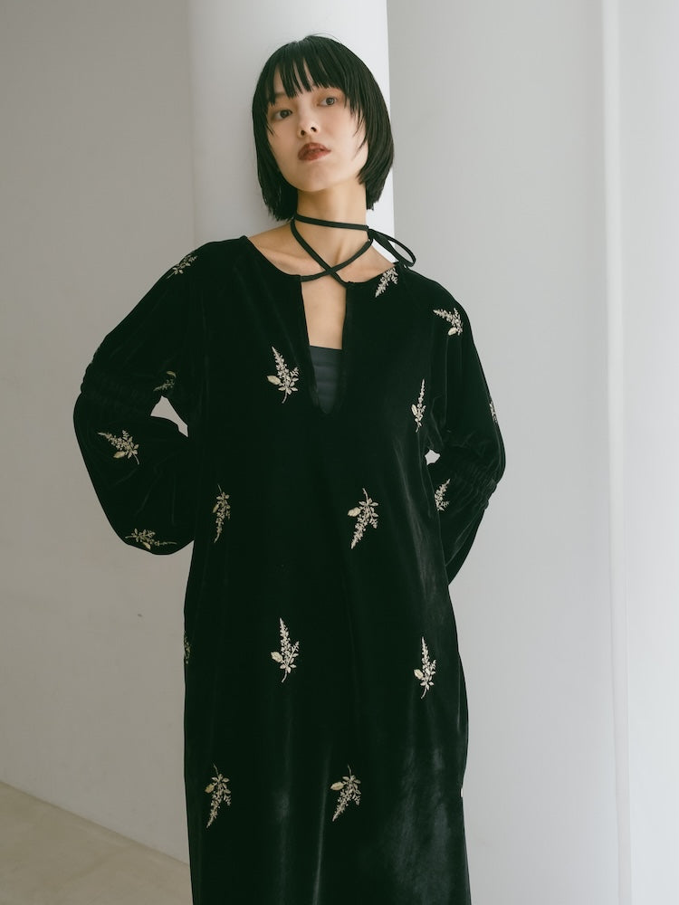 marte ベロア Sleeve Dress Velour Embroidery Shirring Sleeve Dress｜結婚式やお呼ばれドレス