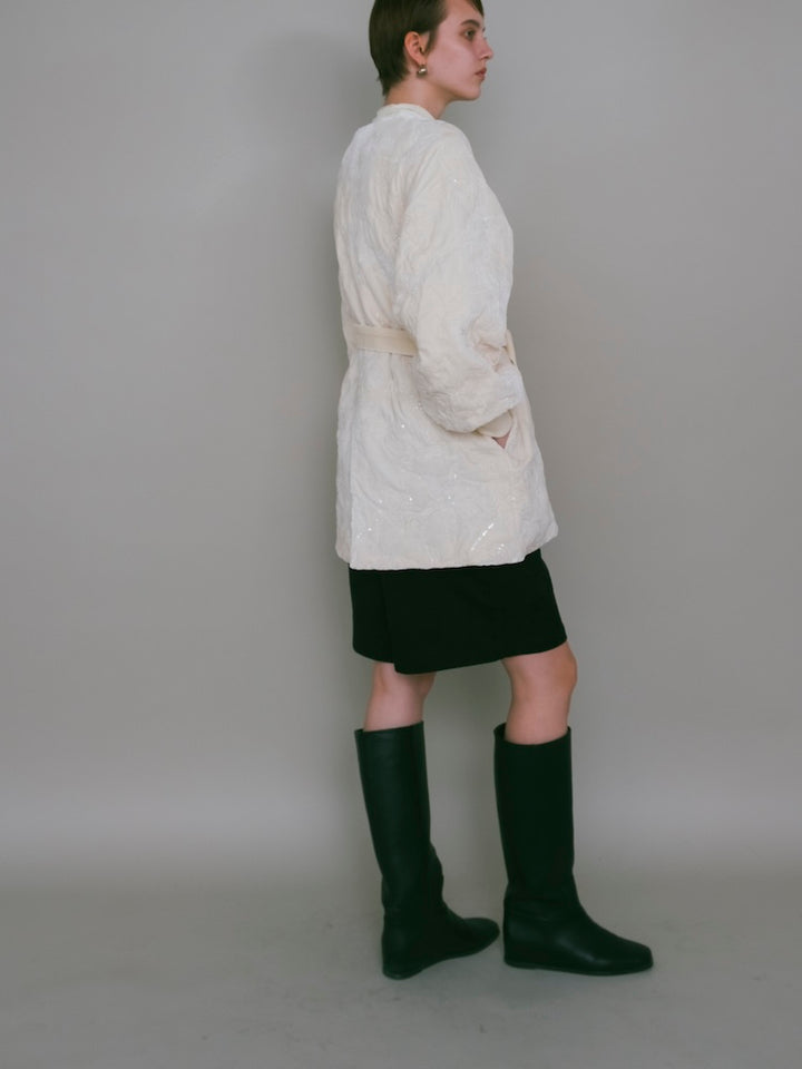 【10月7日(水) 12:00予約販売開始】Velour Embroidery Quilting Coat