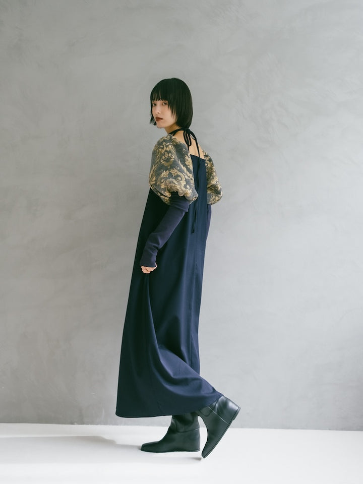 カラー：Black / サイズ：S, M, L