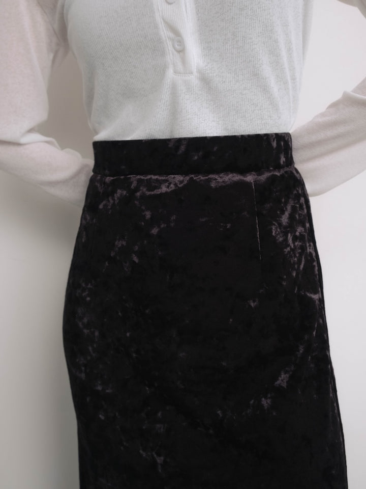 モデル身長：156cm / カラー：Black / 着用サイズ：Mサイズ