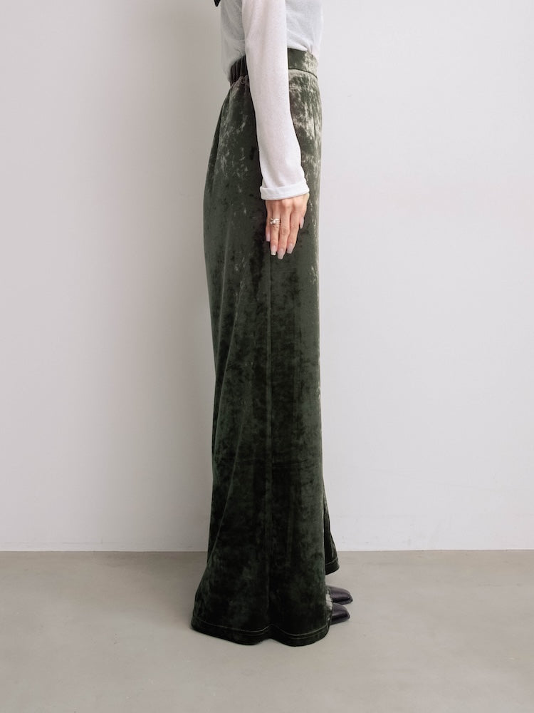 モデル身長：156cm / カラー：Khaki / 着用サイズ：Mサイズ