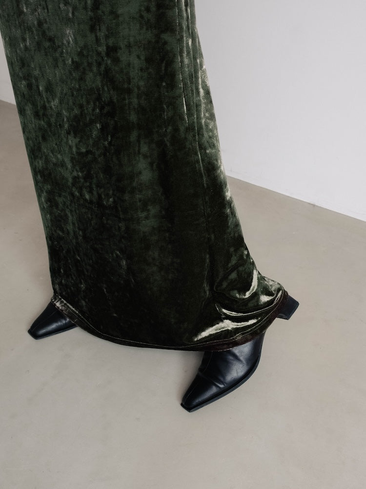 モデル身長：156cm / カラー：Khaki / 着用サイズ：Mサイズ