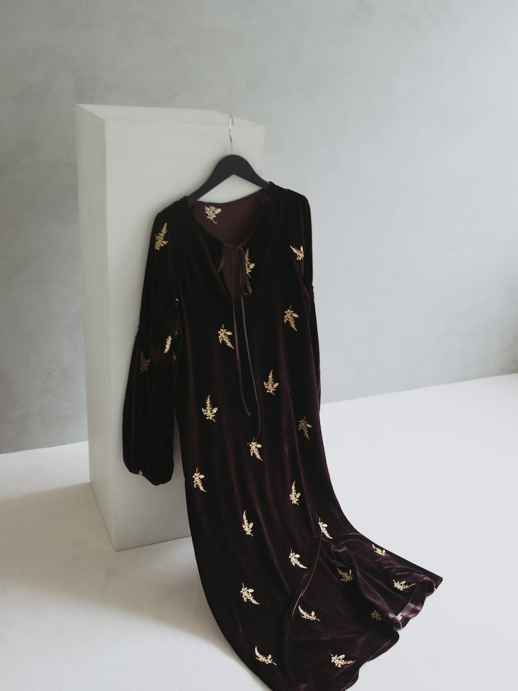 Velour Embroidery Shirring Sleeve Dress