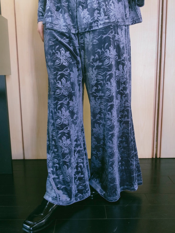 【10月24日(土) 12:00販売開始】Velour Emboss Pants