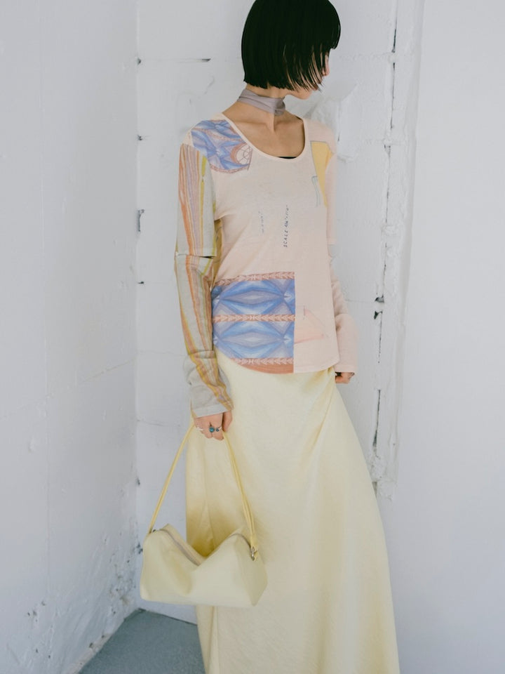 モデル身長：166cm / カラー：04 Theatre foyer