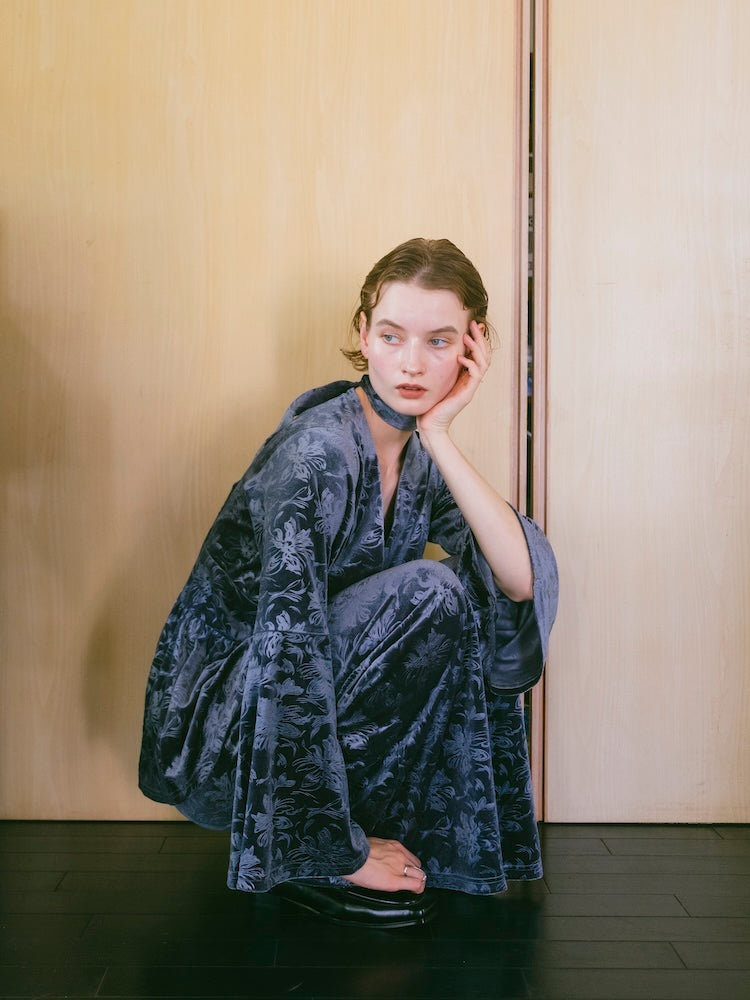 【10月24日(土) 12:00販売開始】Velour Emboss Pants