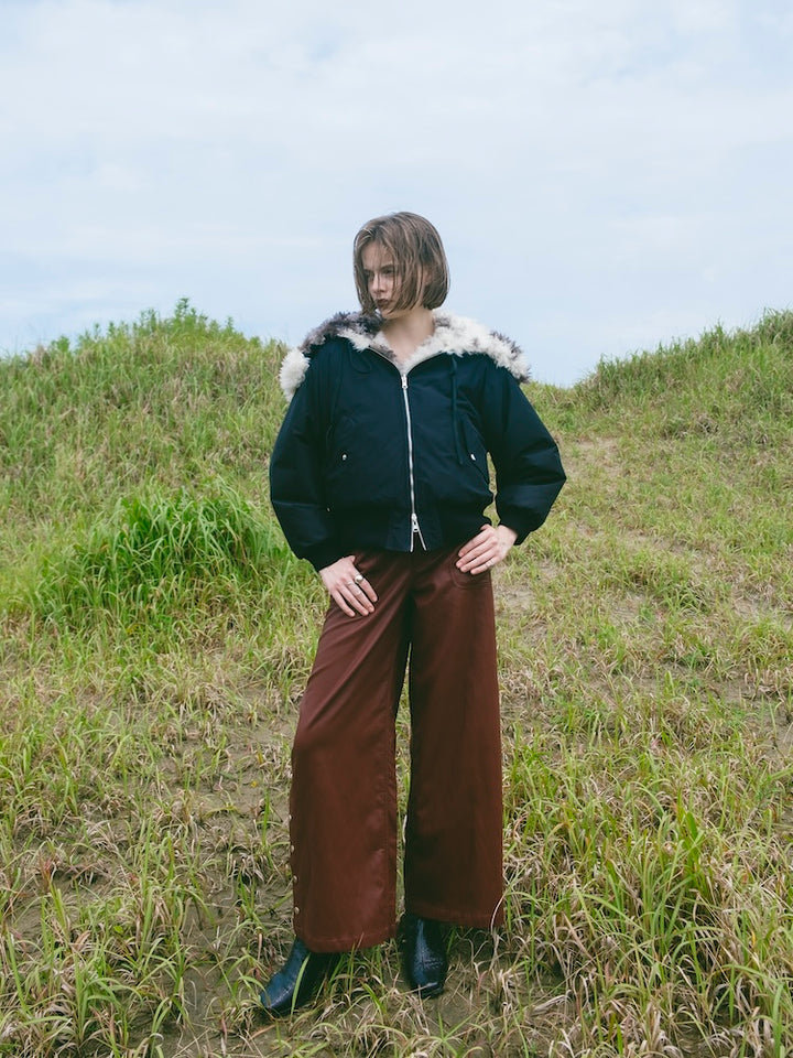 モデル身長：176cm / カラー：RedBrown