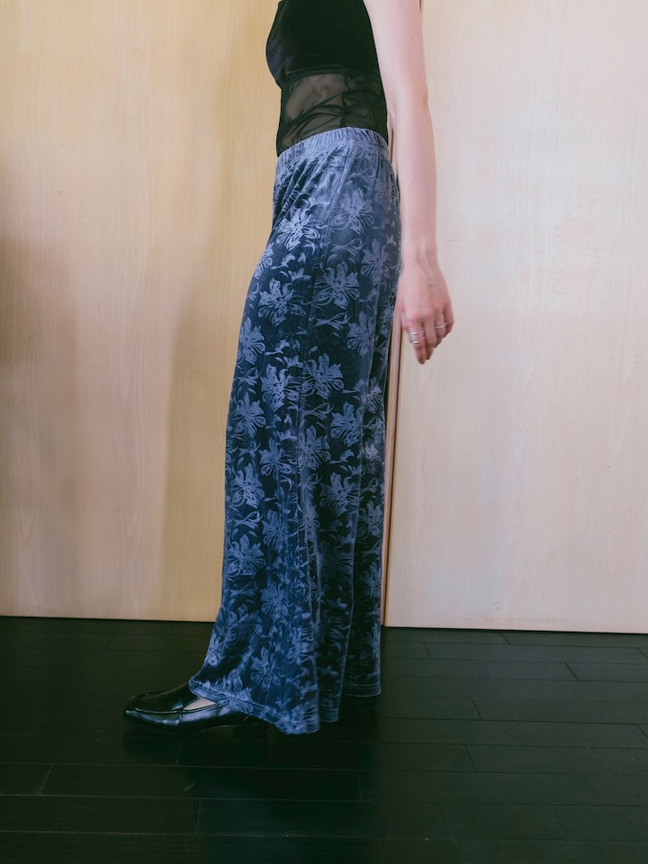 【10月24日(土) 12:00販売開始】Velour Emboss Pants