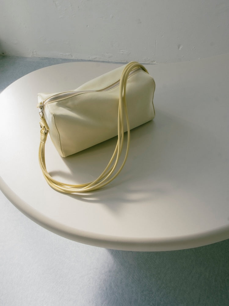 Satin Box Hand Bag｜サテン素材ボックス型ハンドバッグ – MARTE