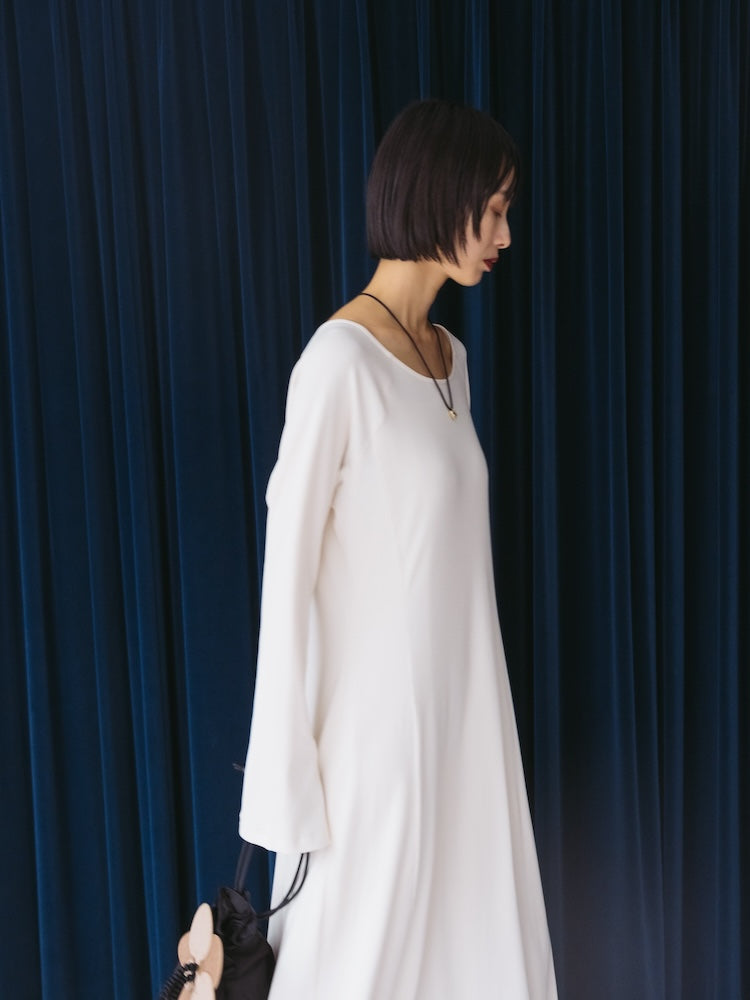 モデル身長：166cm / カラー：Ivory