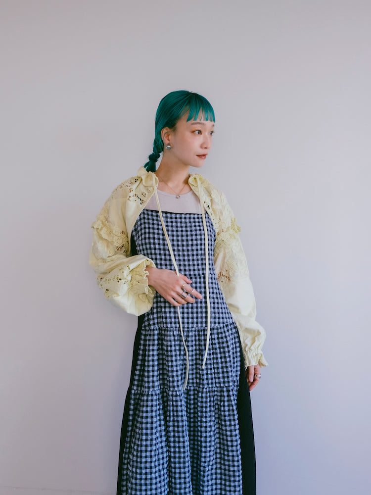 モデル身長：167cm / カラー：LightYellow