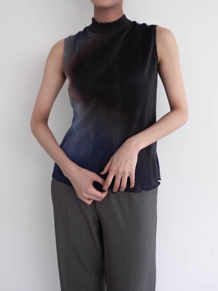 モデル身長：160cm / カラー：Black