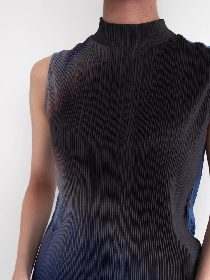 モデル身長：160cm / カラー：Black