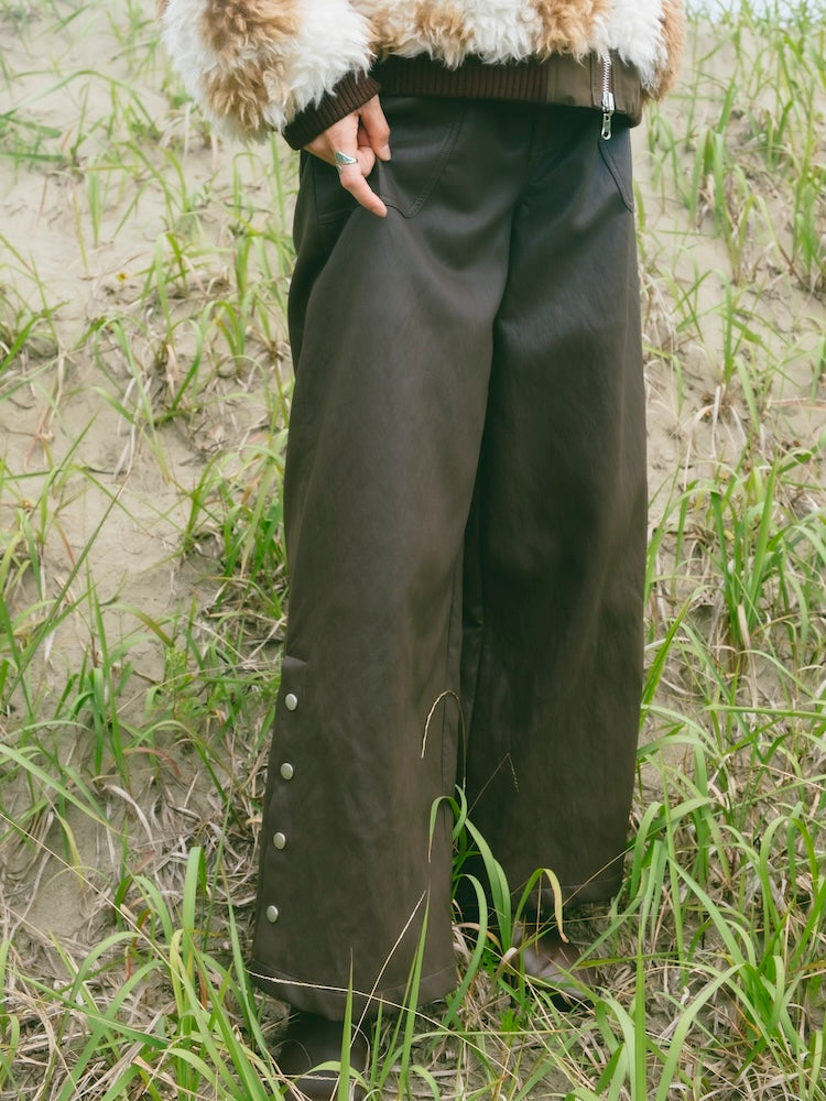 モデル身長：167cm / カラー：Brown