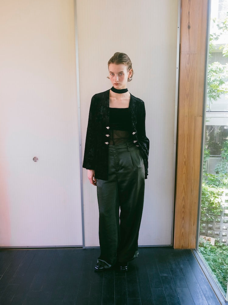 【10月24日(土) 12:00販売開始】Velour Emboss Top