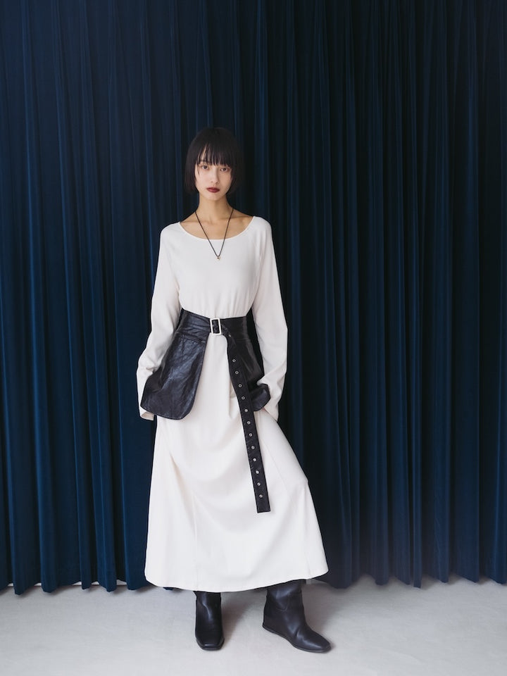 モデル身長：166cm / カラー：Ivory