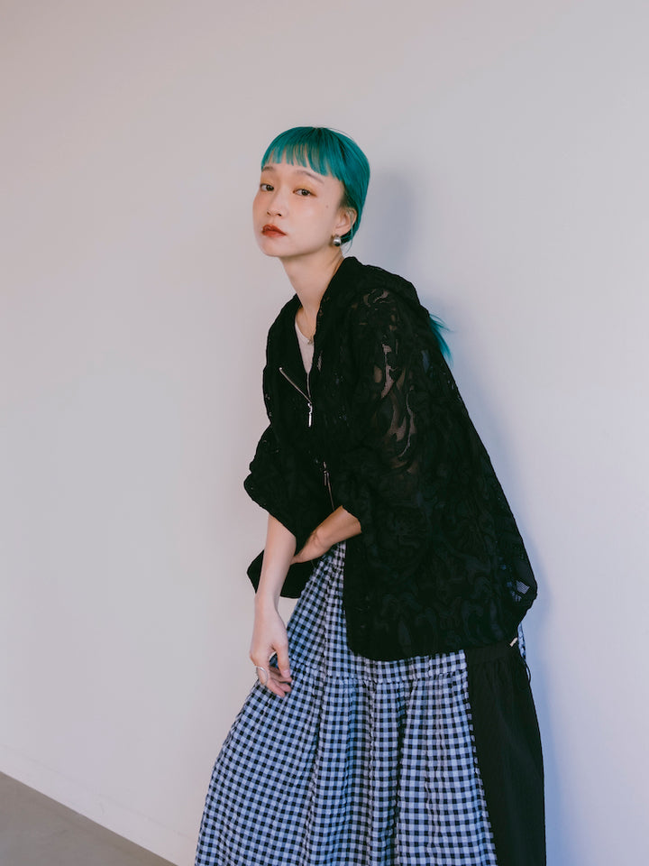 モデル身長：167cm / カラー：Black