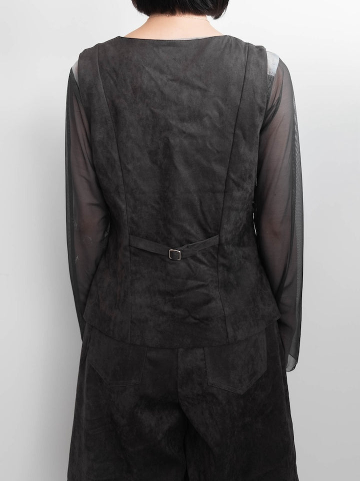 モデル身長：162cm / カラー：Charcoal