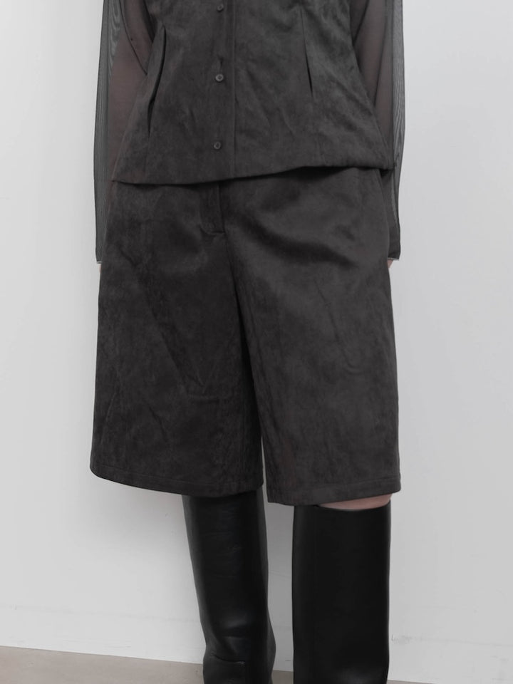 【6月12日(金) 12:00予約販売開始】Faux Suede Bermuda Pants